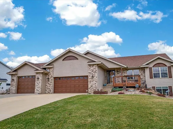 3215 Conservancy Estates Lane, Sun Prairie, WI 53590
