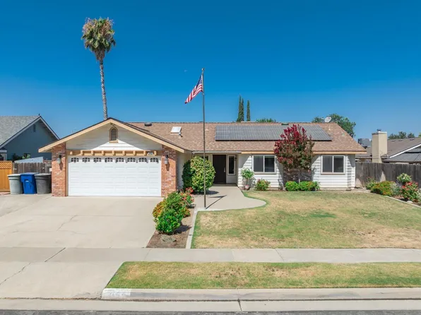 459 Blakeley Dr, Lemoore, CA 93245