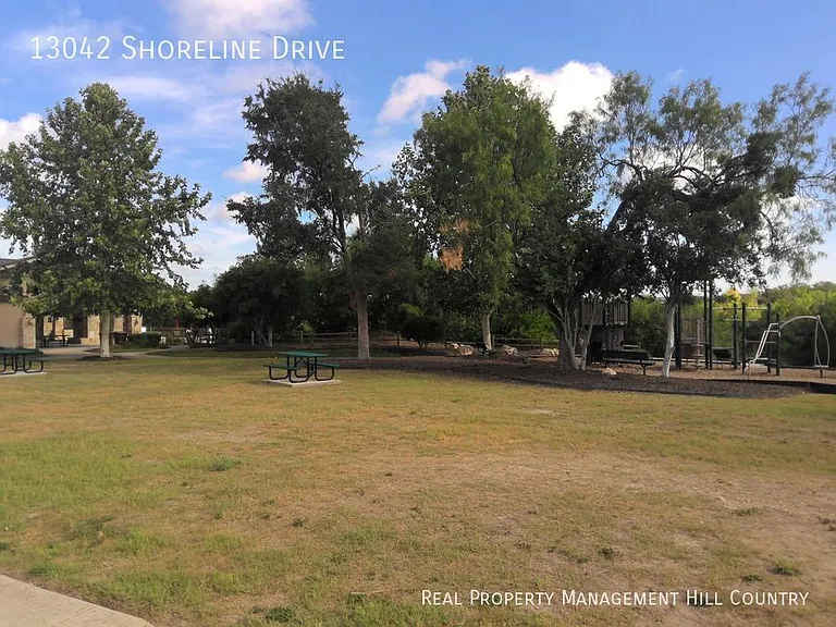 13042 Shoreline Dr — Photo 30