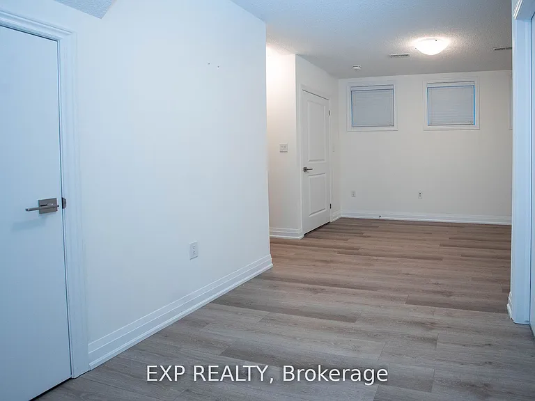 445 Ontario St S #105 — Photo 10