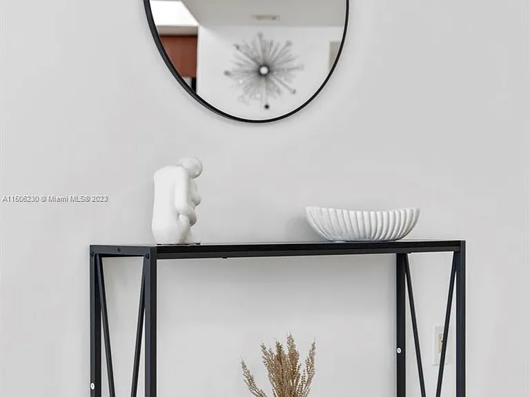 16699 Collins Ave #1710 — Photo 7