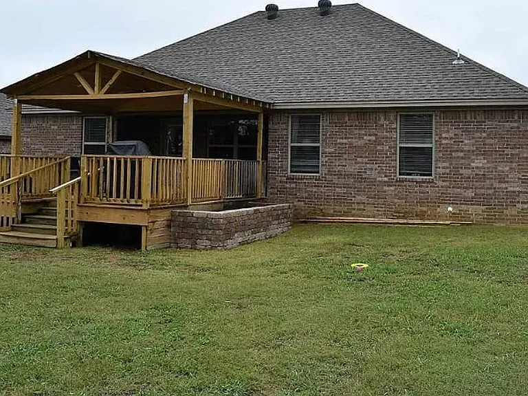 2734 Ridgewood Rd — Photo 3