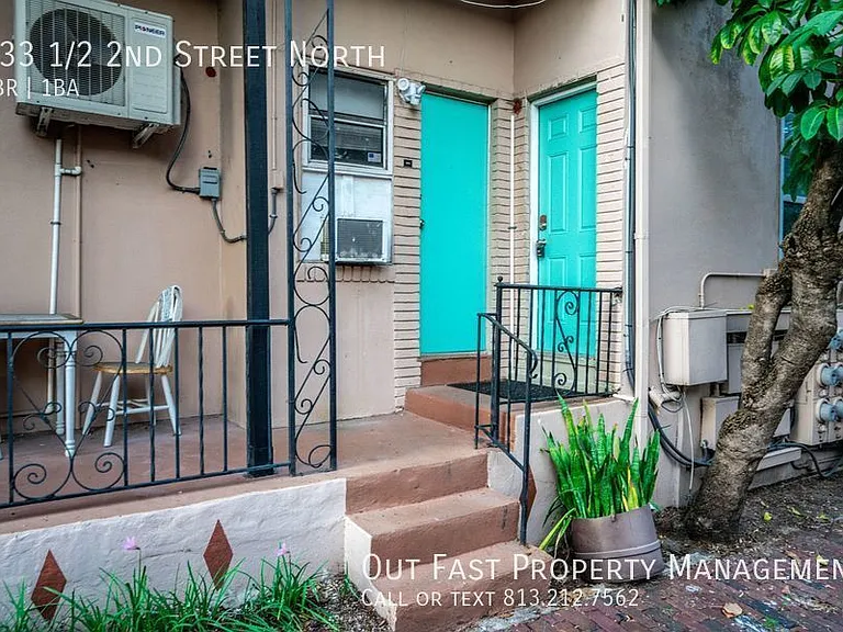 533 1/2 2nd St N — Photo 3