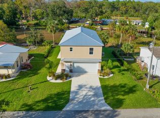 6435 Finance Ave, Weeki Wachee, FL 34607