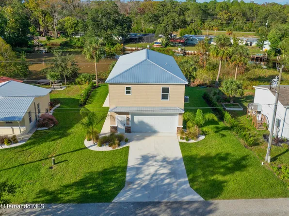 6435 Finance Ave, Weeki Wachee, FL 34607