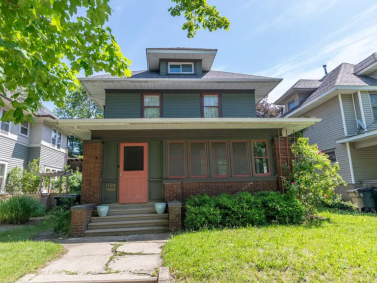 1106 Woodward Ave — Photo 32