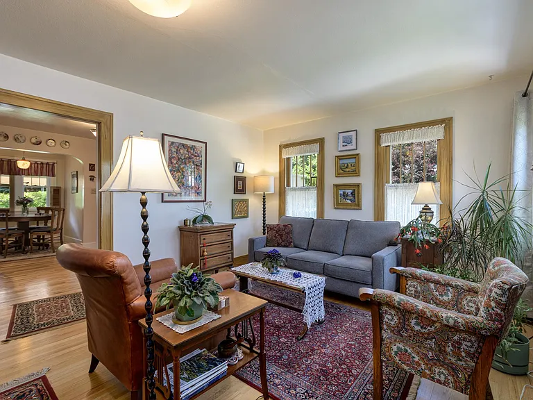 1705 S Higgins Ave — Photo 7