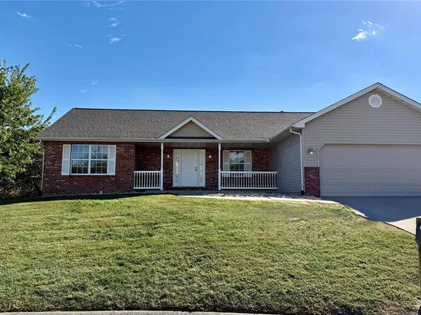 793 Cedar Mill Dr, Shiloh, IL 62221