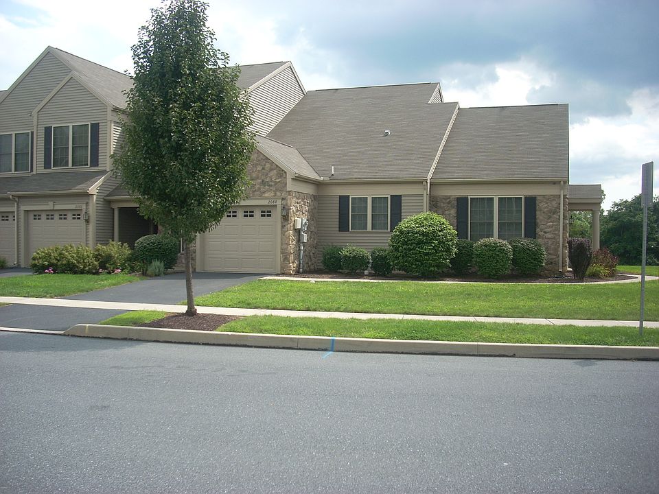 1st image of 2088 Deer Run Dr