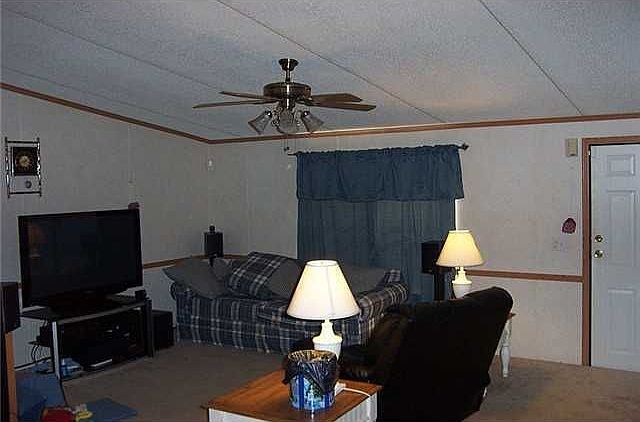 2nd image of 1185 Vinewood Dr