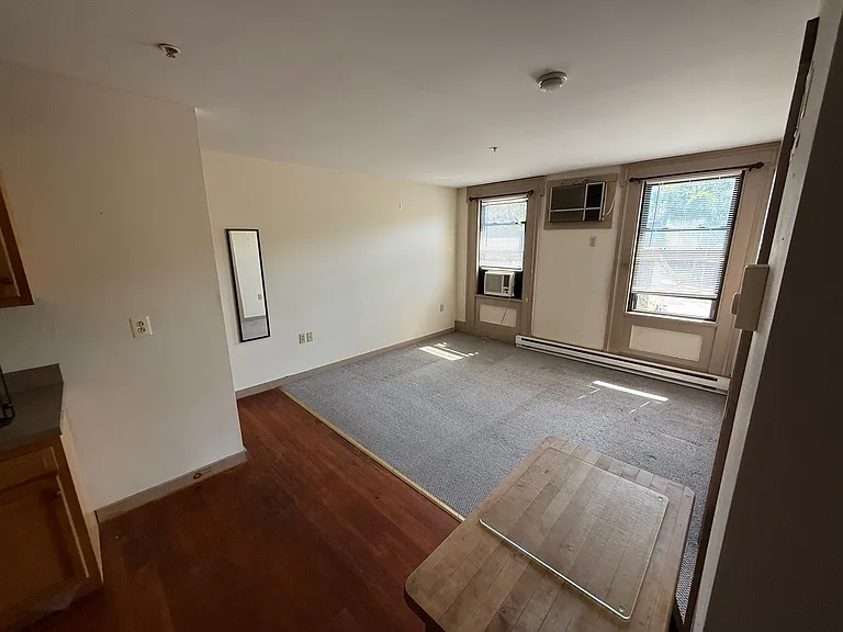 279 Main St #8 — Photo 4