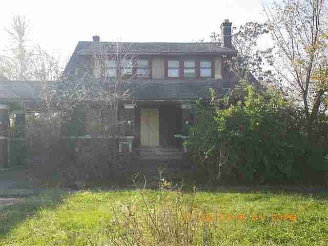 1247 W Grand Blvd