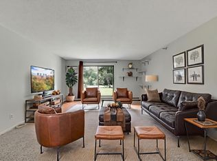 5643 Green Circle Dr APT 107, Minnetonka, MN 55343