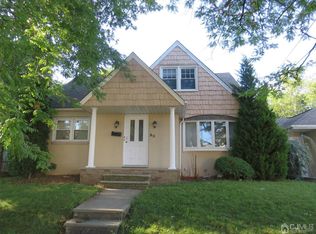 50 Worden Ave, Hopelawn, NJ 08861