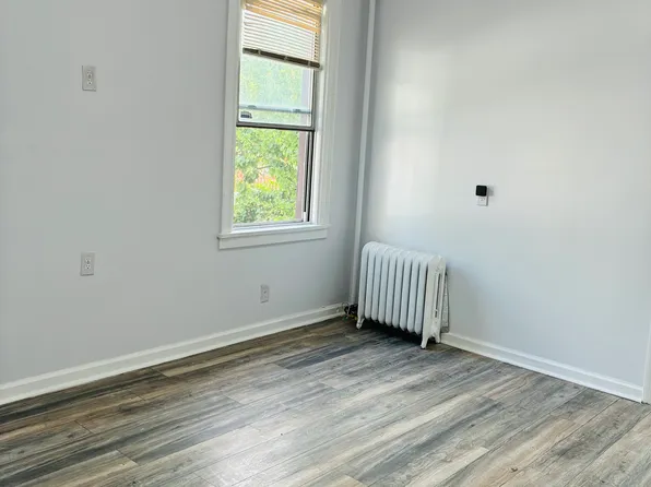 225 Mcadoo Avenue image 3 of 21