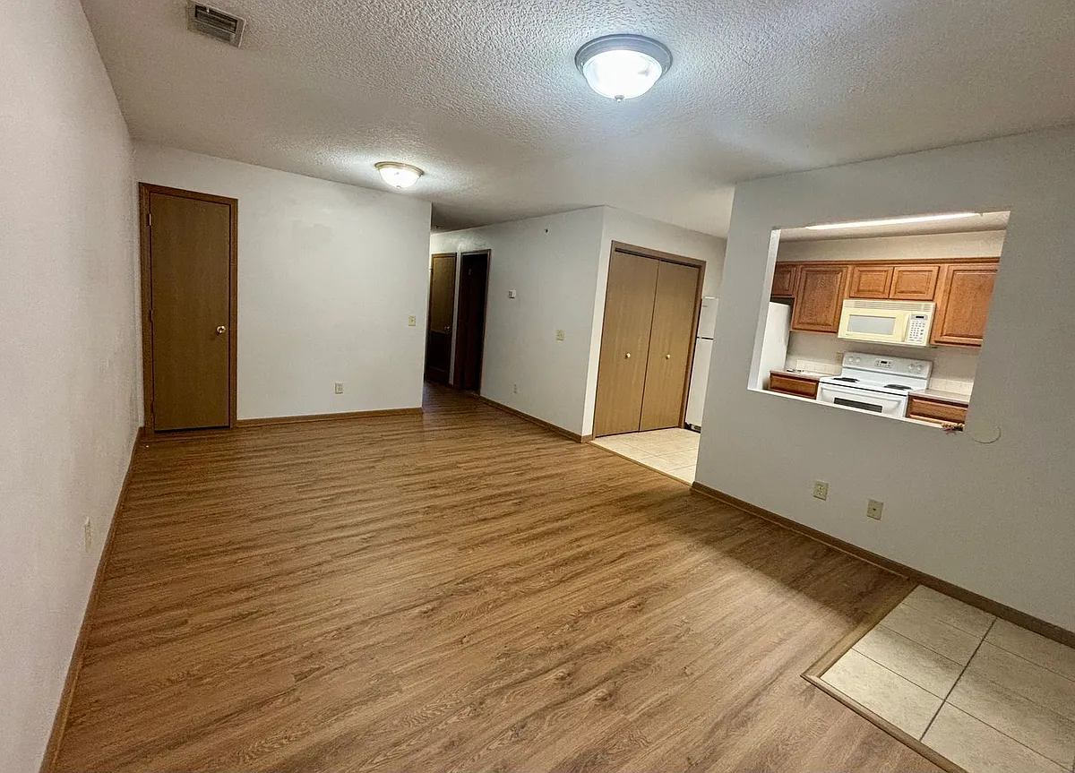 Building Photo - 1105 Ratone St #3