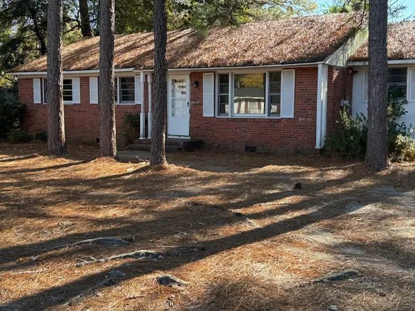 1724 Stratford Rd, Fayetteville, NC 28304