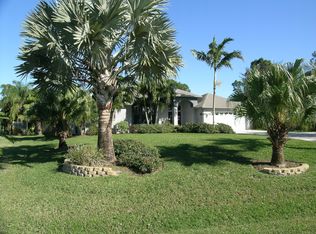 1127 SW Blue Water Way, Stuart, FL 34997