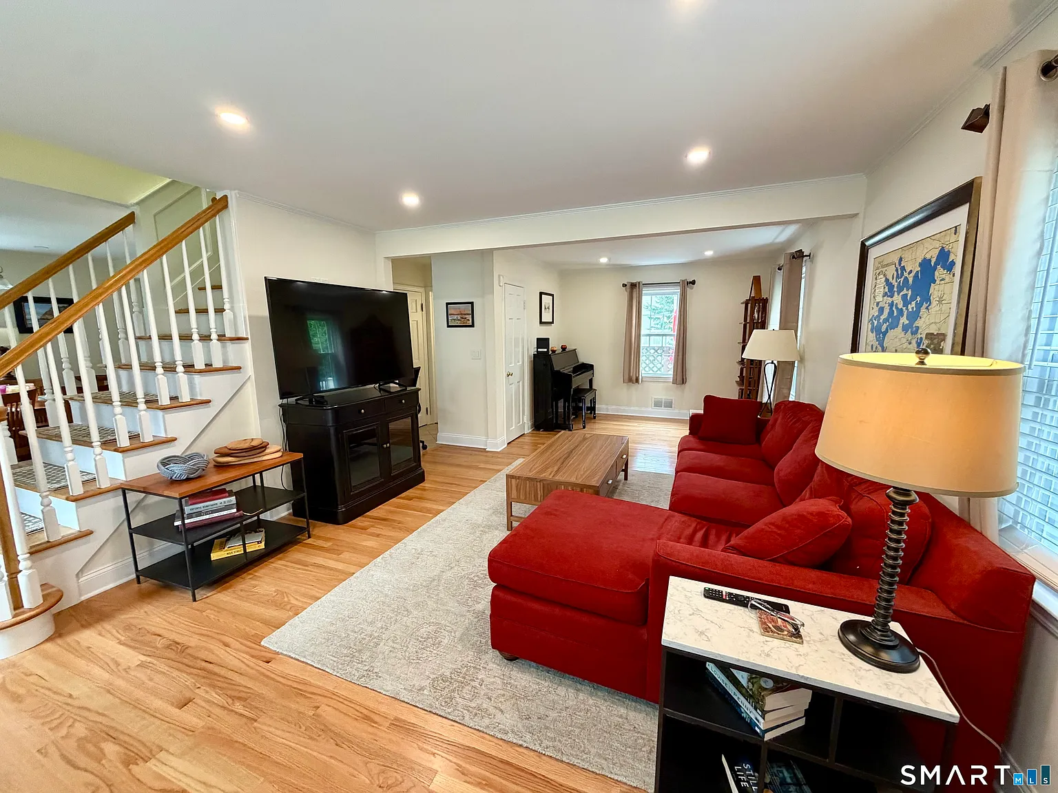3 bed, 2.0 bath, 1566 sqft, $4,500 — Photo 4