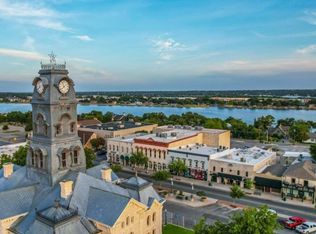 1420 Ridgeview Cir, Granbury, TX 76048