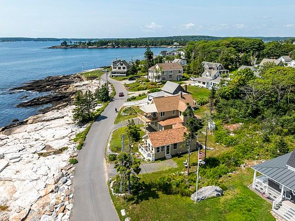 2nd image of 113 Shore Road
