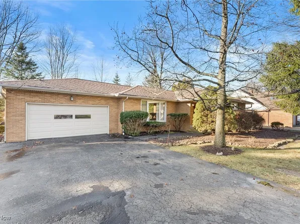 602 Miner Rd, Highland Heights, OH 44143