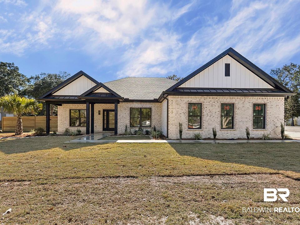 1st image of 10180 Pineview Ln