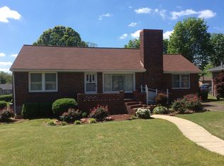708 Orchard Dr, Fayetteville, TN 37334