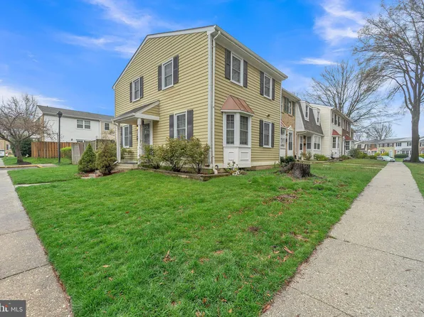 1707 Foxdale Ct #174, Crofton, MD 21114