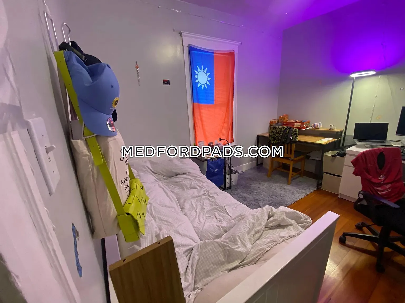 4 bed, 1.0 bath, 1000 sqft, $4,300 — Photo 4