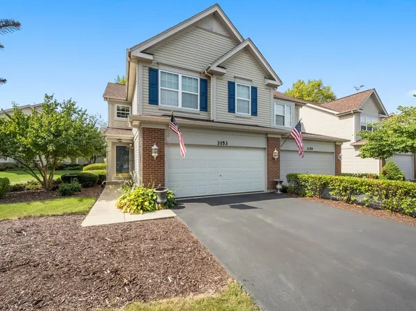 3153 Raphael Ct, St Charles, IL 60175