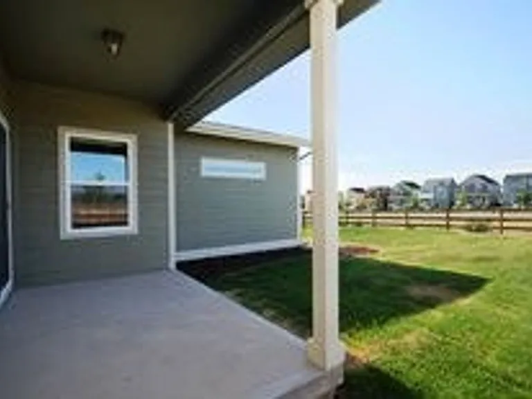 2127 Cocklebur Ln — Photo 3