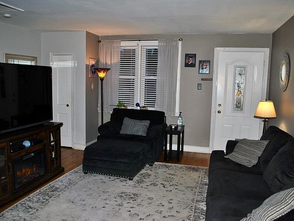 5th image of 3318 Ashville St
