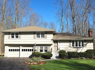 12 Indian Hill Rd, Paxton, MA 01612
