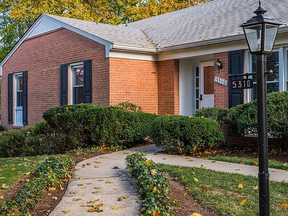 2nd image of 5310 Acacia Ave