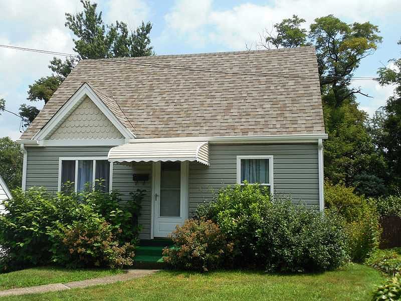 1st image of 211 James Ave