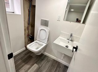 2441 S Darien St, Philadelphia, PA 19148