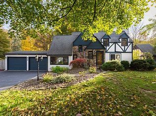 710 S Lincoln Rd, East Rochester, NY 14445