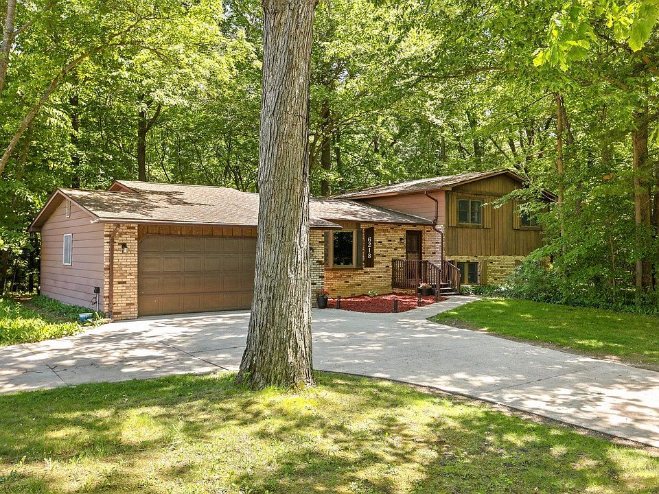 1st image of 6218 Sturgeon Creek Pkwy