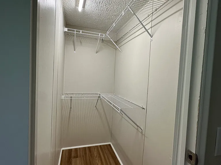Primary Bedroom Walkin Closet