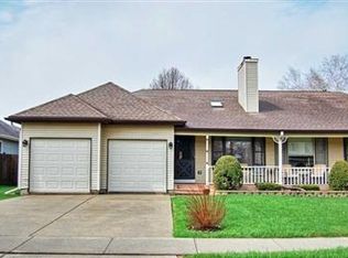 770 Cheyenne Ln, Elgin, IL 60123