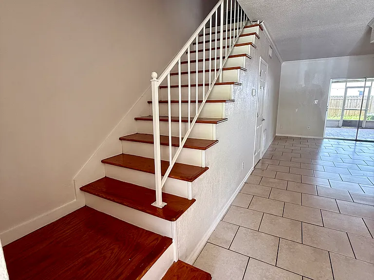 11710 Wesson Cir W — Photo 13