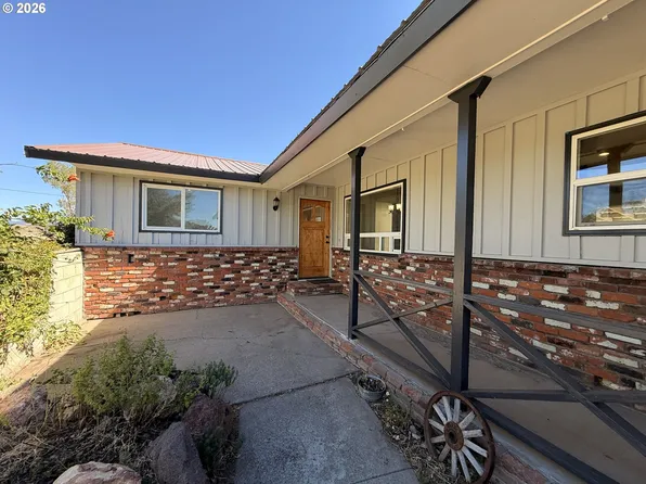 18177 Highway 395, Lakeview, OR 97630