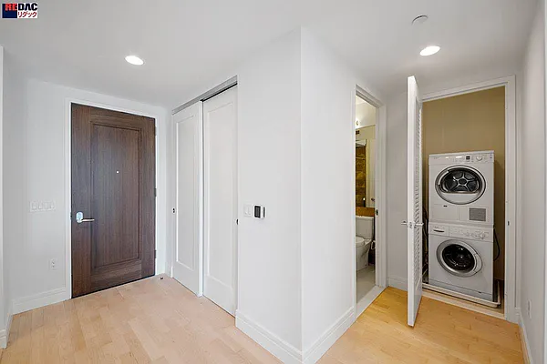 Rented by RELO REDAC INC. | media 17