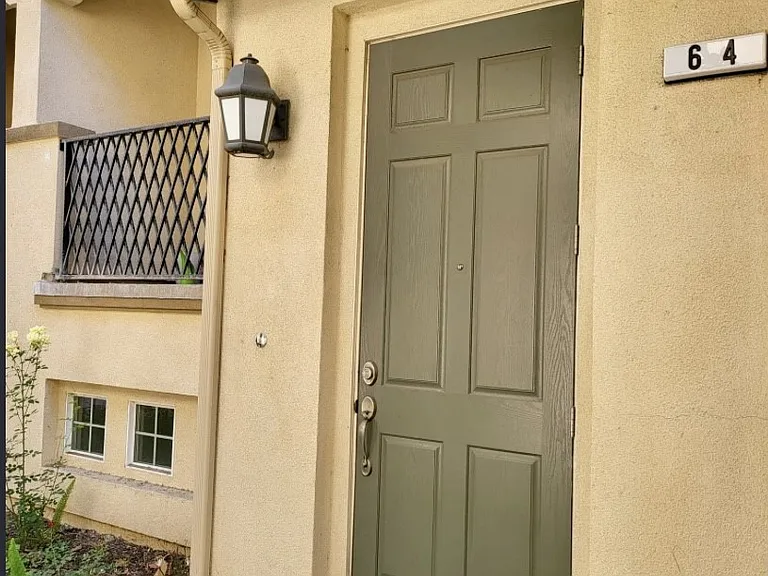 64 Parc Place Dr — Photo 1