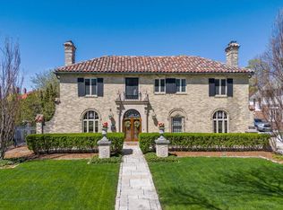 3525 N Lake Dr, Shorewood, WI 53211