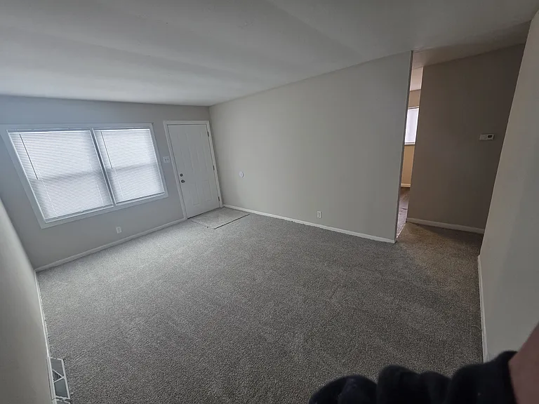1225 Redman Blvd — Photo 2