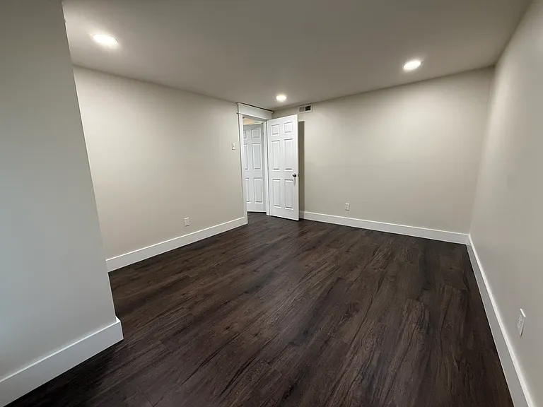 705 Saint Paul Ln — Photo 21