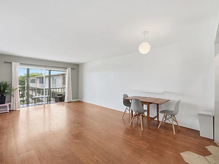 4700 Washington St #506 — Photo 2