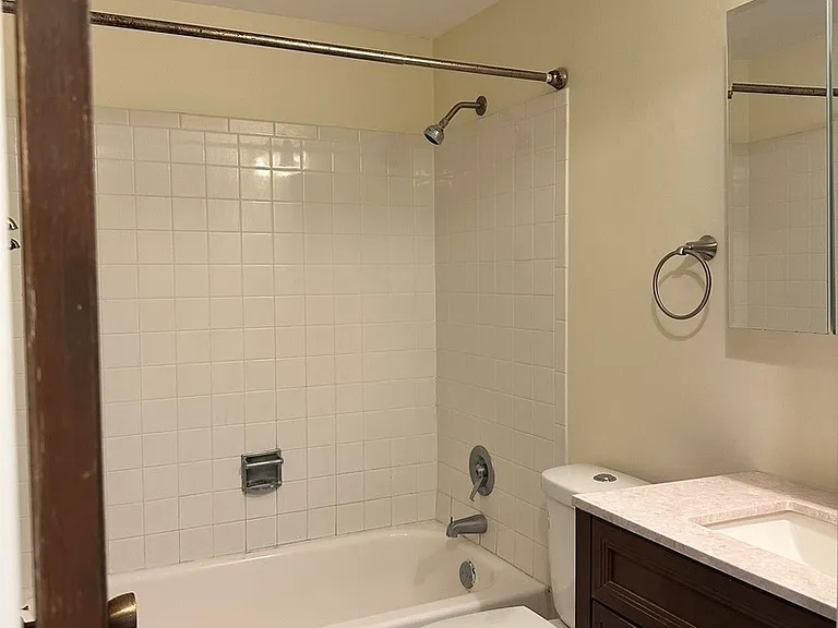1460 Fairlane Dr #225 — Photo 7